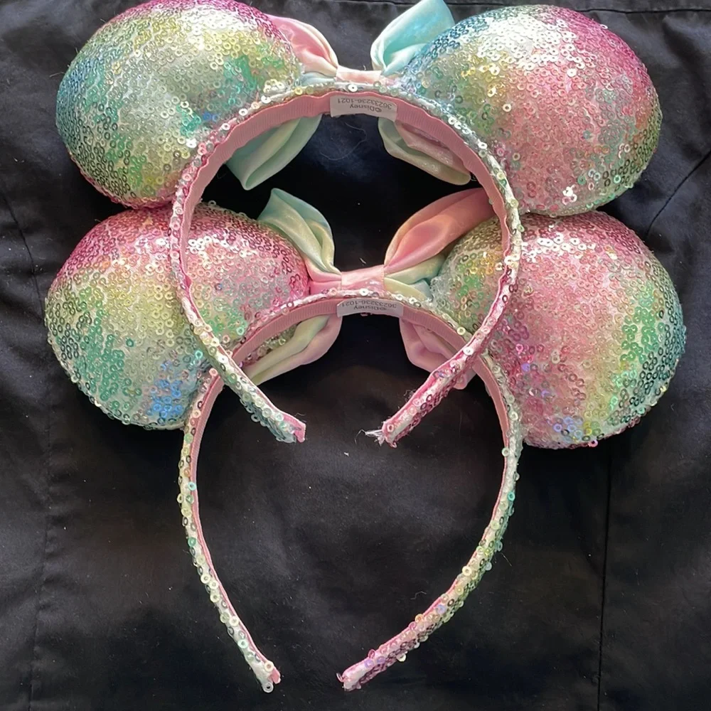 Mickey Mouse Ears - Picture 2 of 3